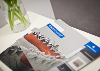 Fotografie z laboratoře IT-DENT